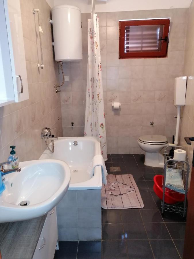Apartments Stjepic Sukošan Zewnętrze zdjęcie