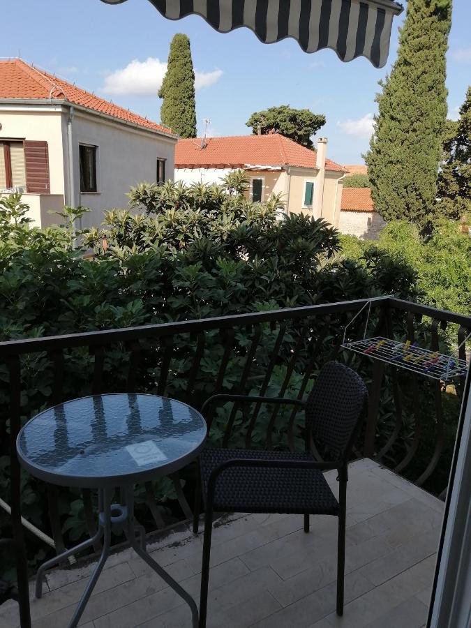 Apartments Stjepic Sukošan Zewnętrze zdjęcie