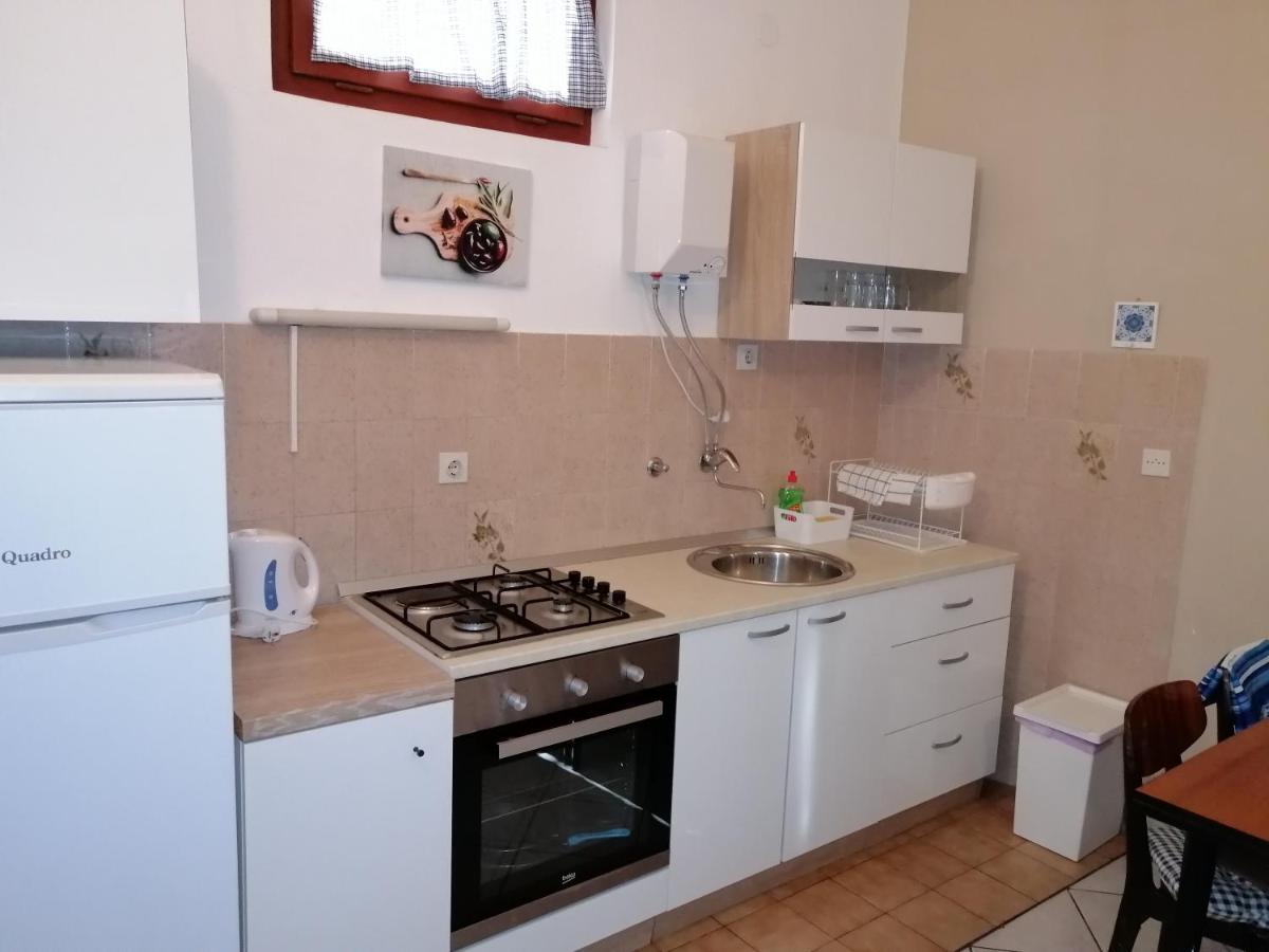 Apartments Stjepic Sukošan Zewnętrze zdjęcie